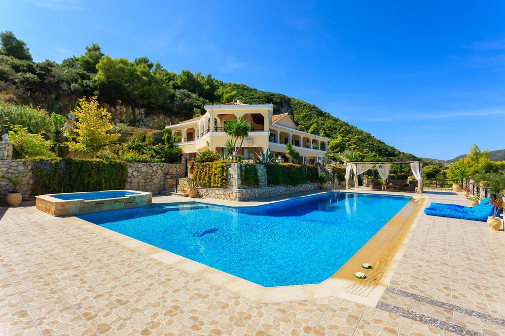 Villa Akros And Suites Keri Екстер'єр фото