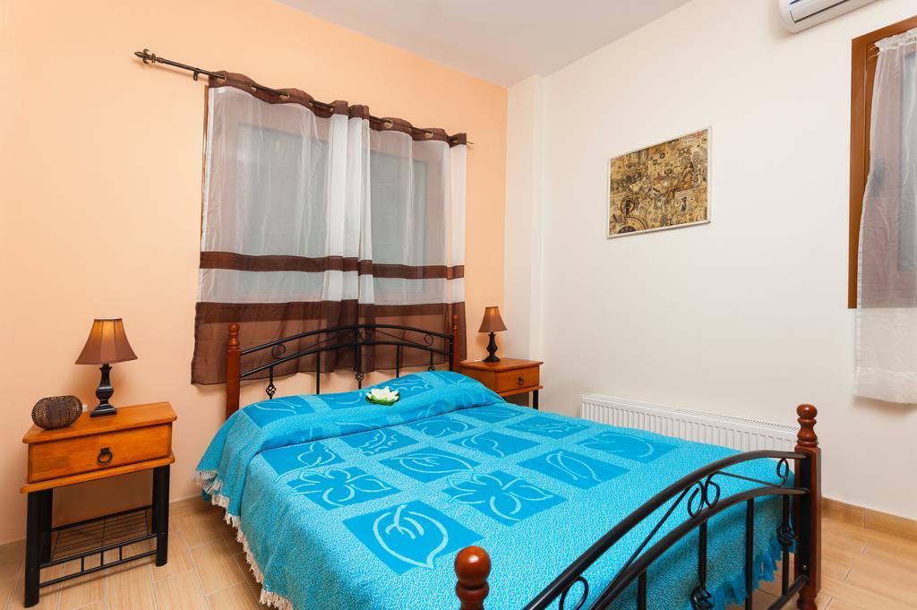 Villa Akros And Suites Keri Екстер'єр фото