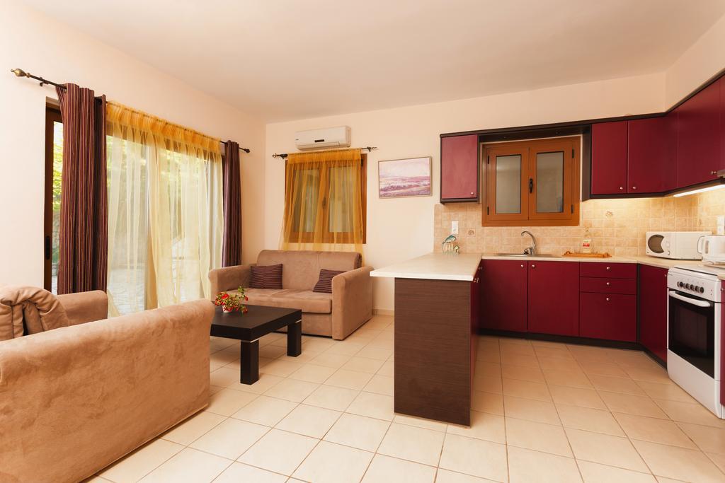 Villa Akros And Suites Keri Екстер'єр фото