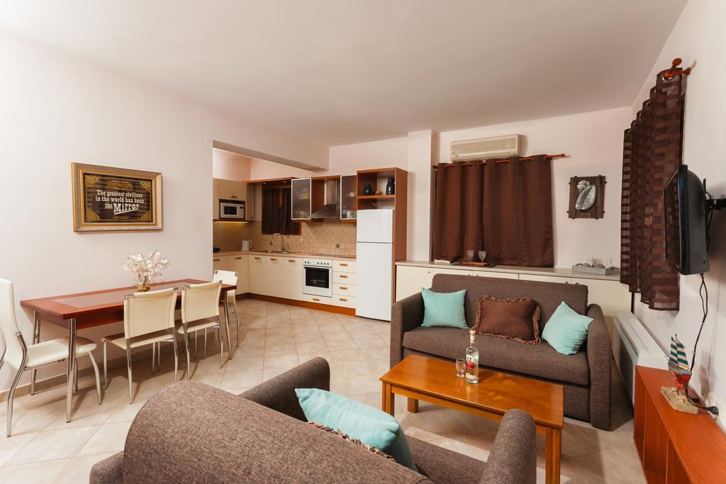 Villa Akros And Suites Keri Екстер'єр фото