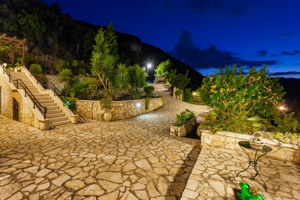 Villa Akros And Suites Keri Екстер'єр фото
